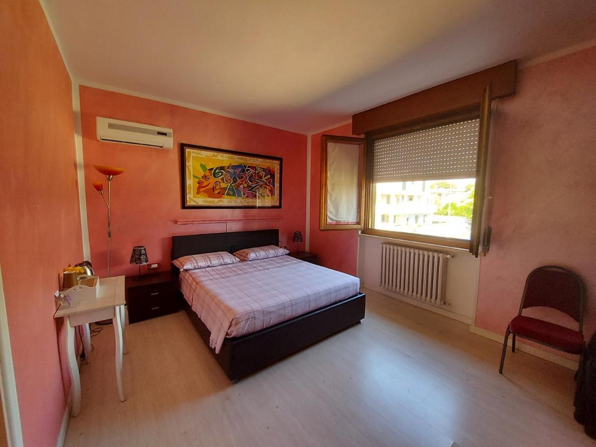 B&B Desenzano Desenzano del Garda Extérieur photo
