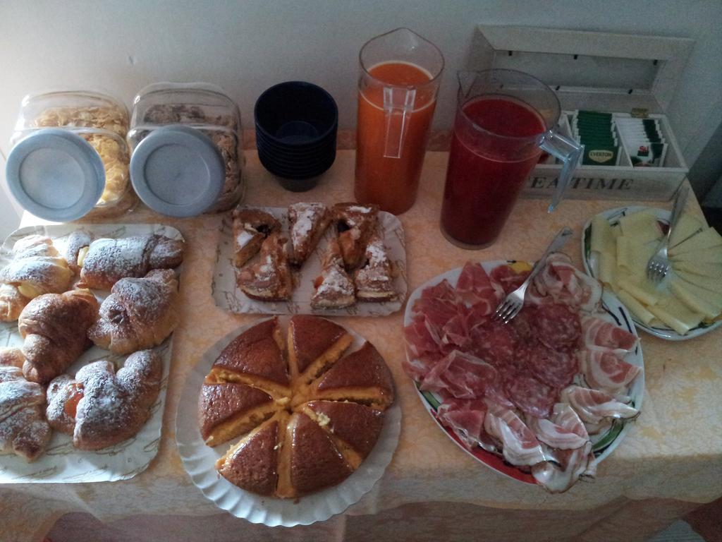 B&B Desenzano Desenzano del Garda Extérieur photo